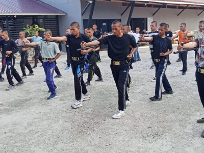 Bela diri tongkat diksar satpam gada pratama